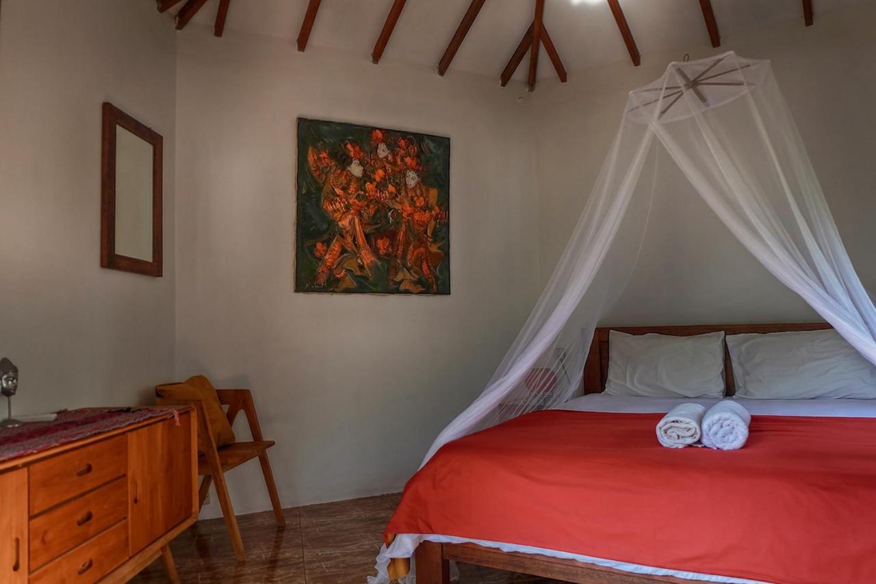 Ayu Hotel كاريمونجاوا المظهر الخارجي الصورة